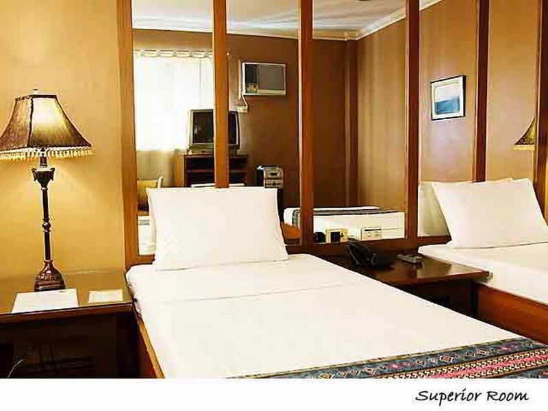 Hotel La Corona De Lipa Lipa City Luaran gambar