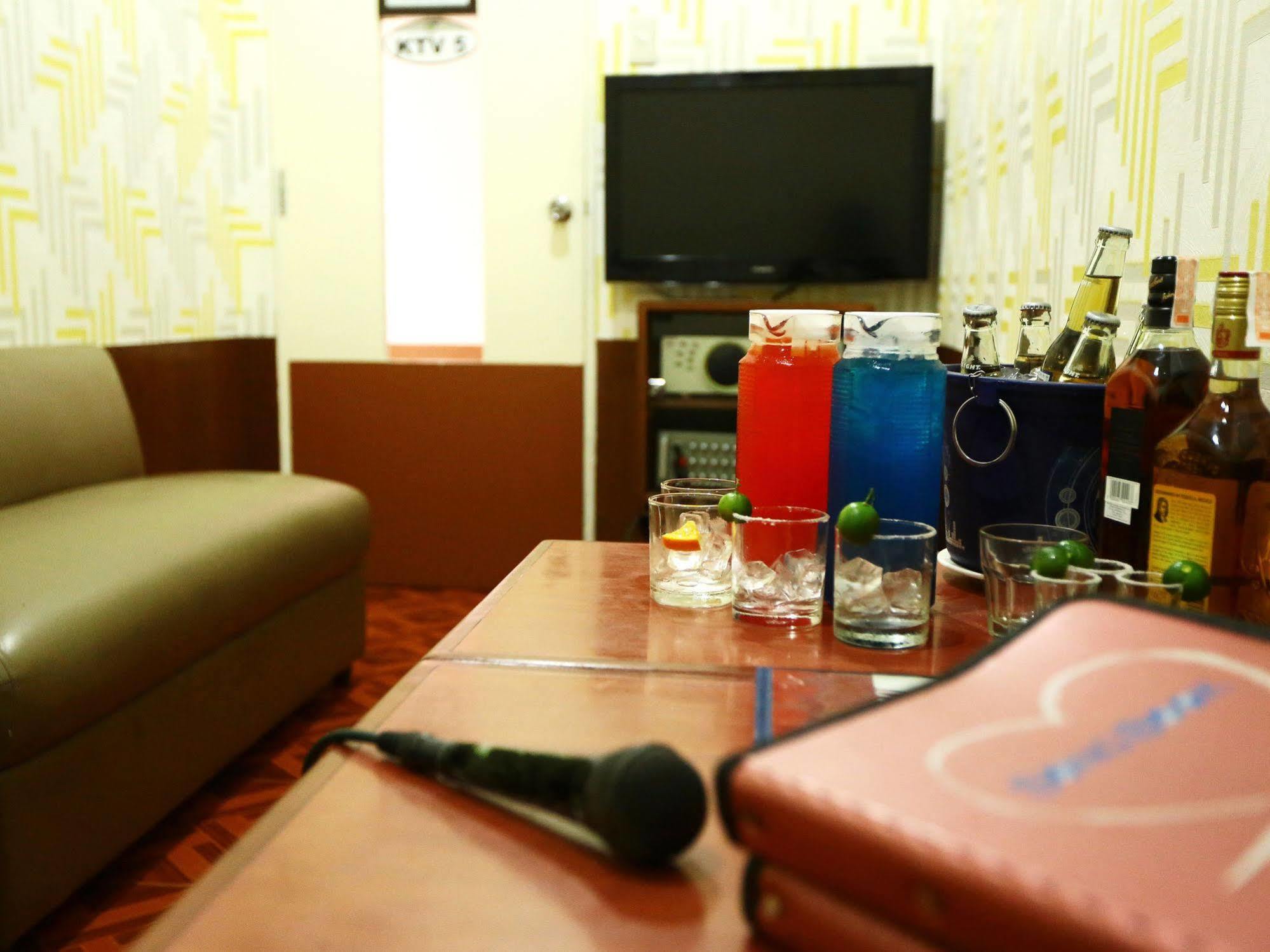 Hotel La Corona De Lipa Lipa City Luaran gambar