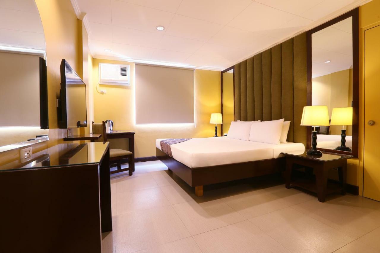 Hotel La Corona De Lipa Lipa City Luaran gambar