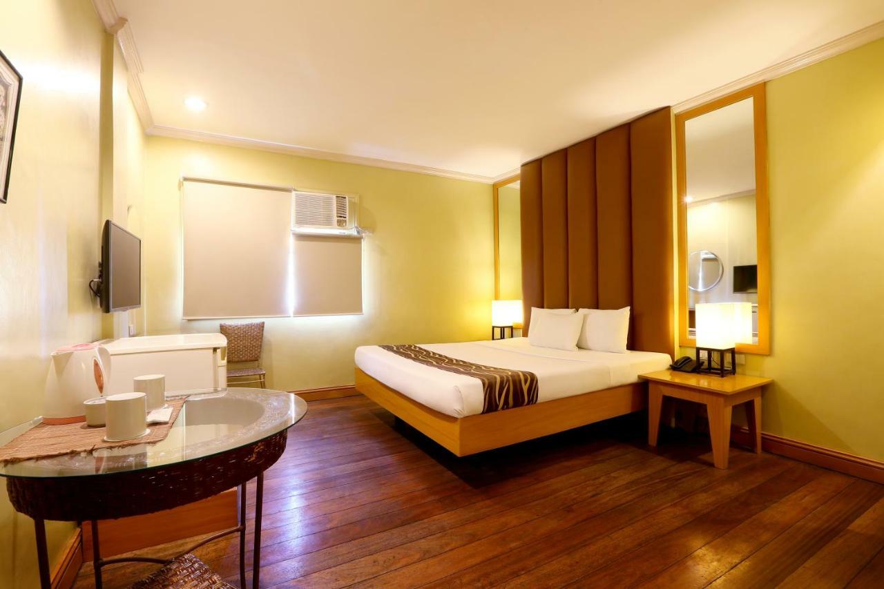 Hotel La Corona De Lipa Lipa City Luaran gambar